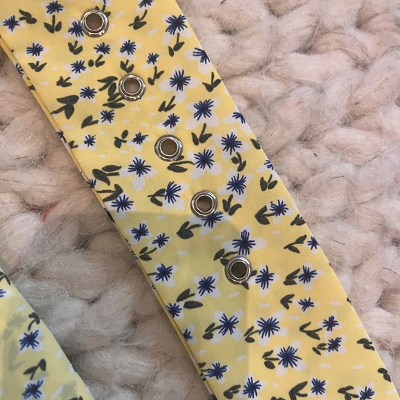 Yellow floral mini dress - Picture 8 of 14